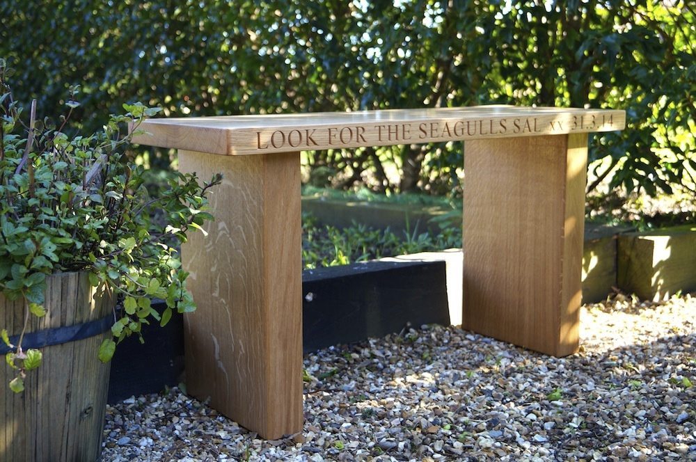 engraved-oak-benches-uk-makemesomethingspecial.co.uk