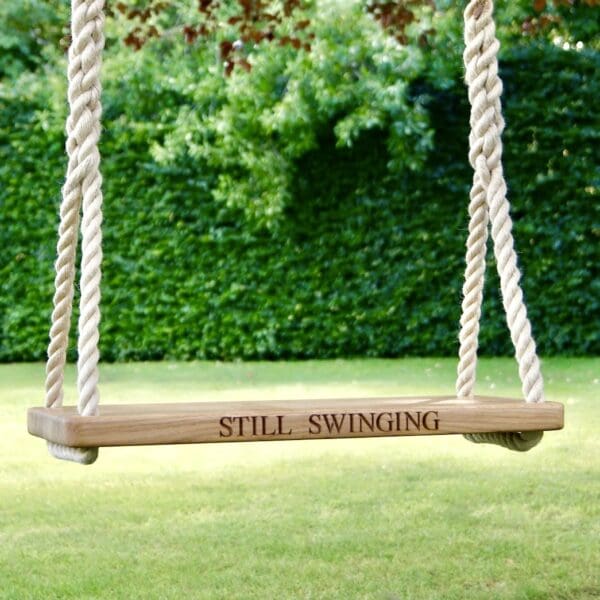 personalised-oak-garden-swing-makemesomethingspecial.com