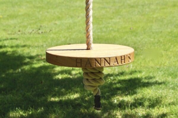 Oak-round-personalised-tree-swing-makemesomethingspecial.co.uk