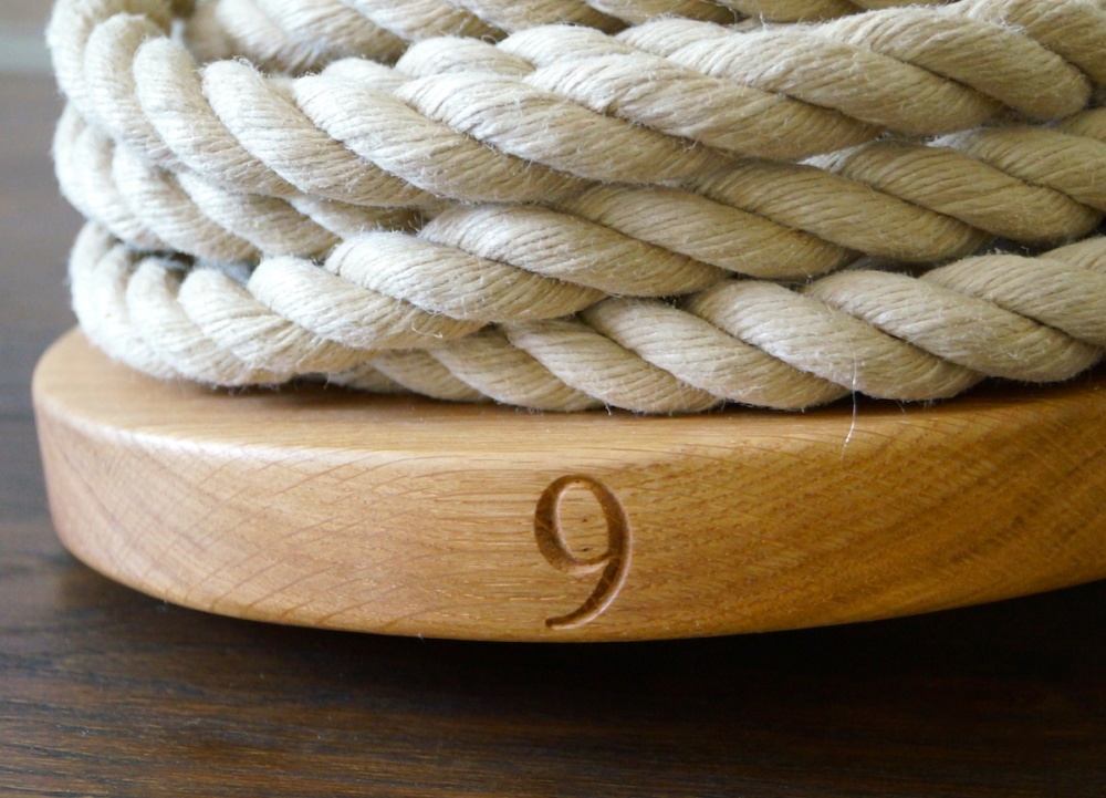 round-wooden-rope-swing-makemesomethingspecial.co.uk