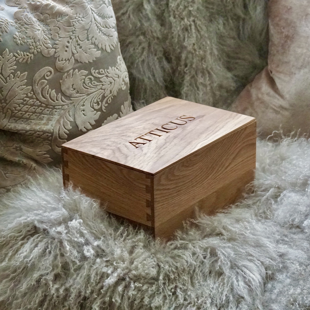 personalised-oak-memory-boxes