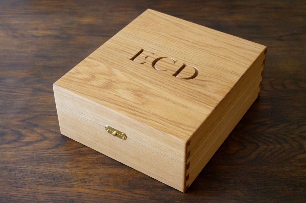 Personalised Wooden Wine Box from MakeMeSomethingSpecial.com