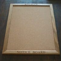 wooden-notice-cork-board-makemesomethingspecial.co.uk