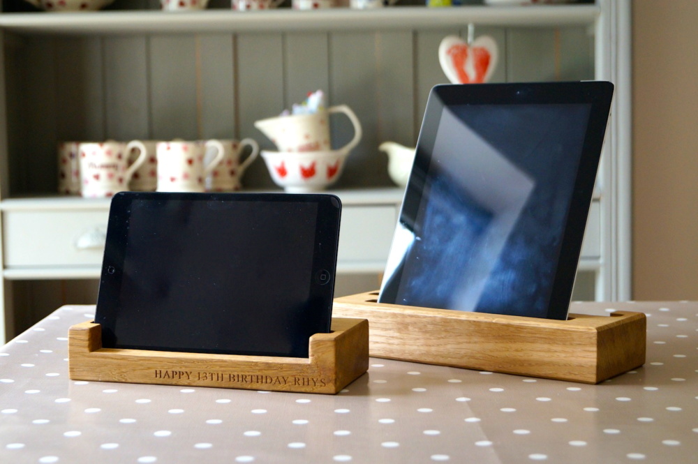 Personalised Wooden Desk Tidies | MakeMeSomethingSpecial.com