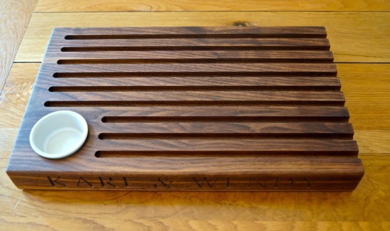 Personalised Wooden Bread Boards | MakeMeSomethingSpecial.com