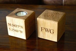 engraved-wooden-dice-makemesomethingspecial.co.uk