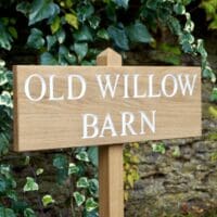 engraved-oak-house-sign-on posts