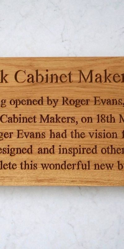 engraved-plaques-makemesomethingspecial.com