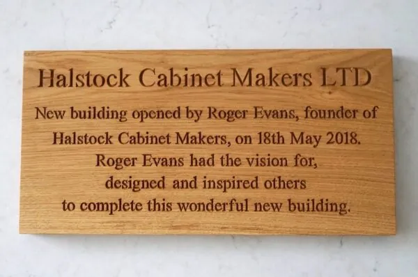 engraved-plaques-makemesomethingspecial.com