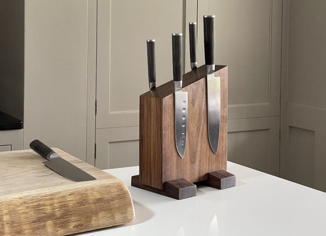 magnetic-walnut-knife-holder-stand