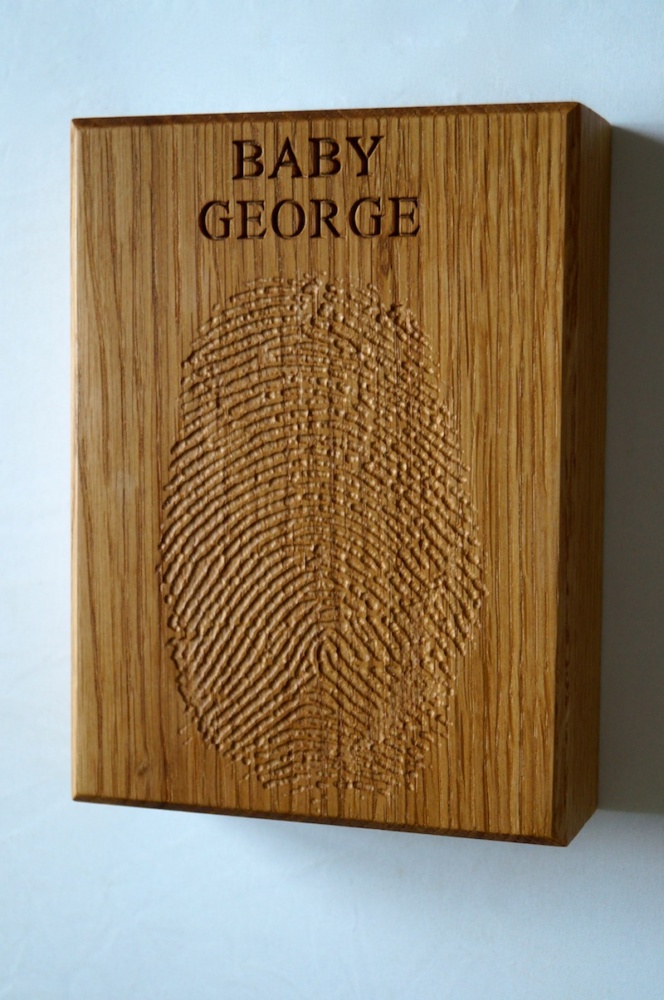 personalised-fingerprint-wooden-block-makemesomethingspecial.co.uk