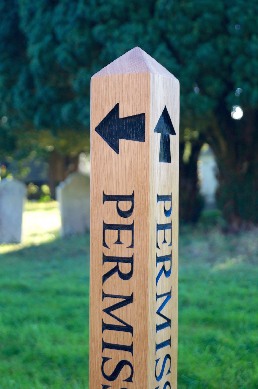 footpath-sign-post-makemesomethingspecial.com