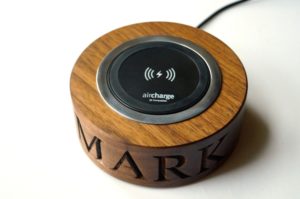 engraved-walnut-wireless-charger-makemesomethingspecial.co.uk