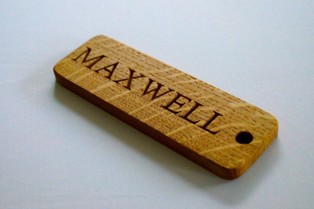 engraved-wooden-key-fobs-makemesomethingspecial.co.uk
