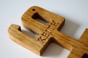 personalised-wooden-key-ring-makemesomethingspecial.co.uk