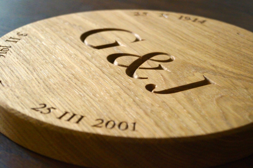 Personalised Round Wooden Plaque from MakeMeSomethingSpecial.com