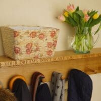 solid-oak-shelf-and-coat-rack-makemesomethingspecial.co.uk