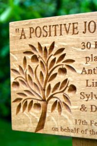 engraved-memorial-tree-plaques-makemesomethingspecial.co.uk