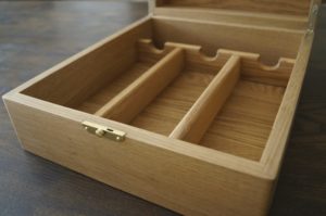 handmade-wooden-wine-boxes-makemesomethingspecial.co.uk