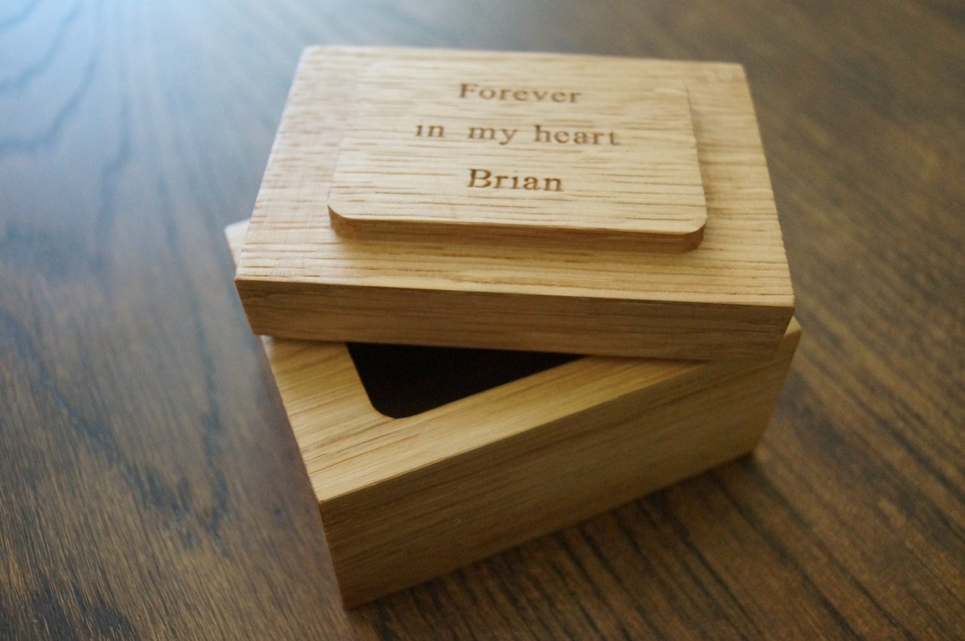 personalised-small-wooden-box-makemesomethingspecial.co.uk