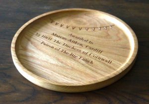 personalised-wooden-bowls-makemesomethingspecial.co.uk