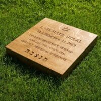 personalised-wooden-memorial-lawn-plaque