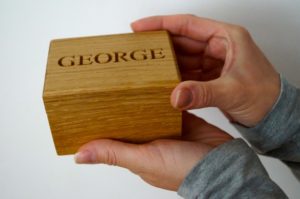 personalised-wooden-ring-boxes-uk-makemesomethingspecial.co.uk