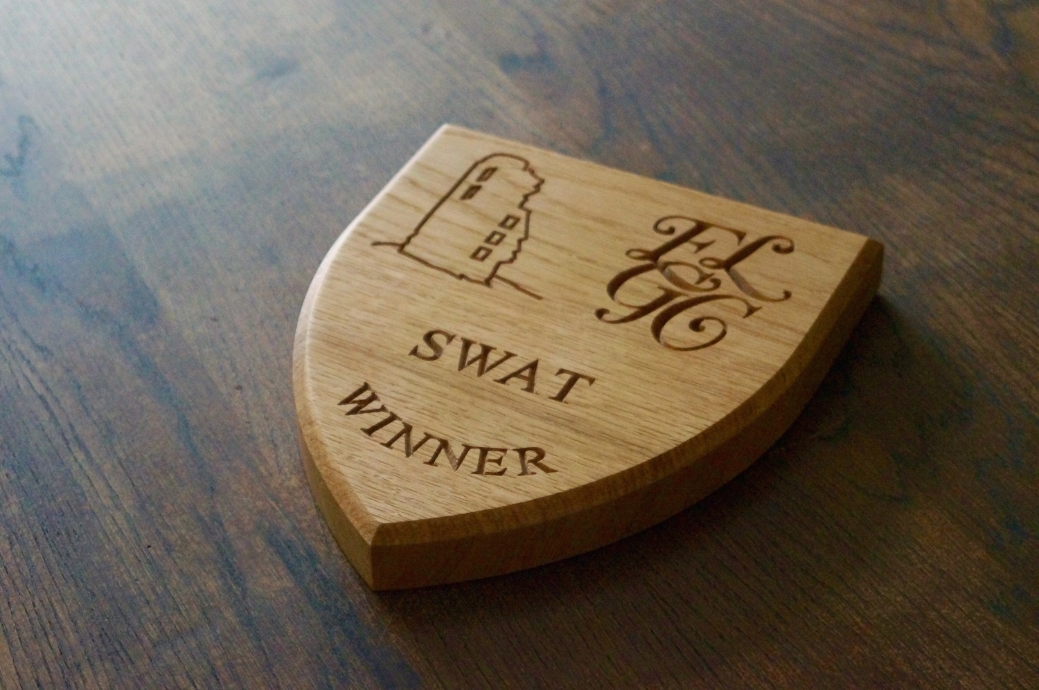 wooden-award-plaque-makemesomethingspecial-com