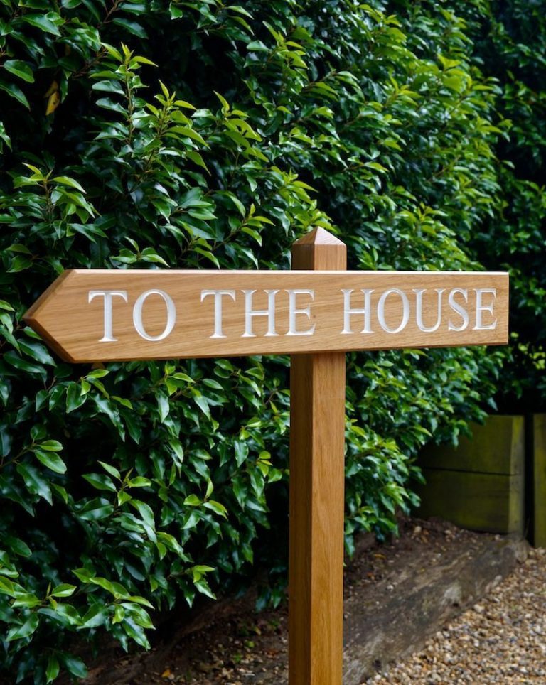 Free Standing House Signs with Arrow