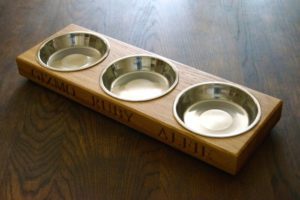 personalised-oak-cat-bowls-makemesomethingspecial.co.uk