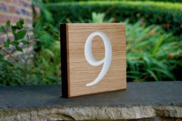house-number-wooden-sign-makemesomethingspecial.com