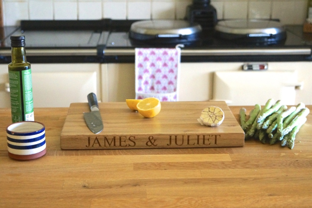 engraved-wooden-chopping-boards-makemesomethingspecial.co.uk