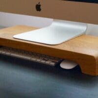 apple-mac-oak-stands-makemesomethingspecial.co.uk