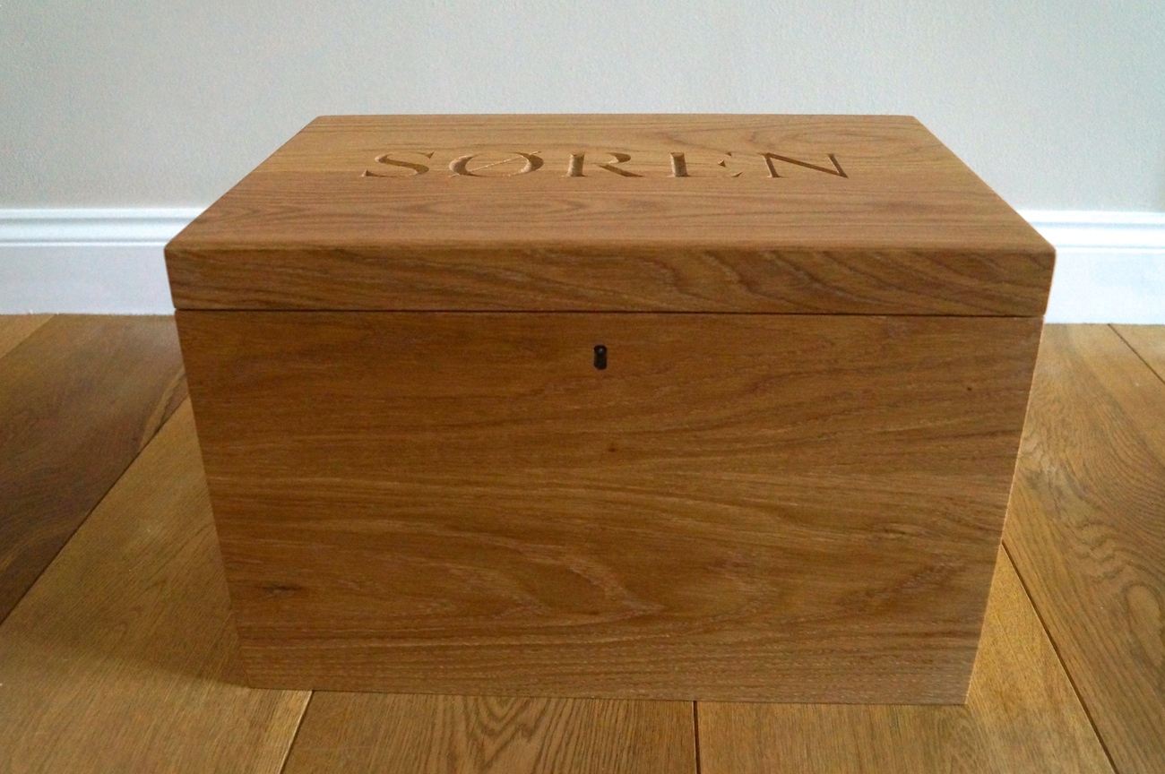 engraved-wooden-keep-sake-box-makemesomethingspecial.co.uk