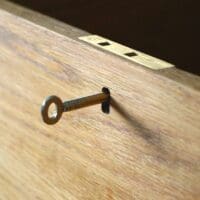 personalised-wooden-box-with-lock-makemesomethingspecial.co.uk