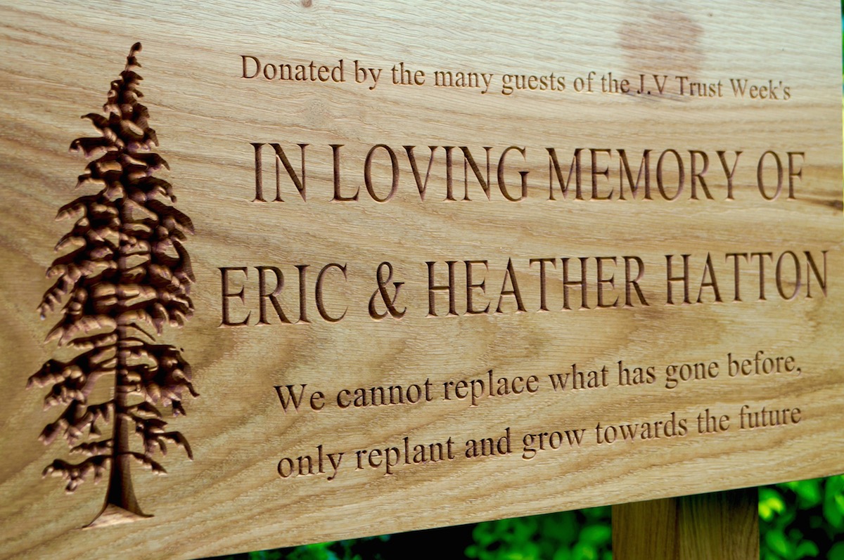 engraved woodland memorial plaques