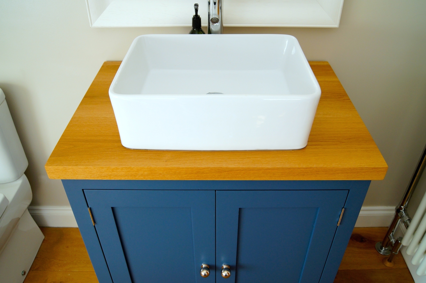 handcrafted-bathroom-sink-units-makemesomethingspecial.co.uk