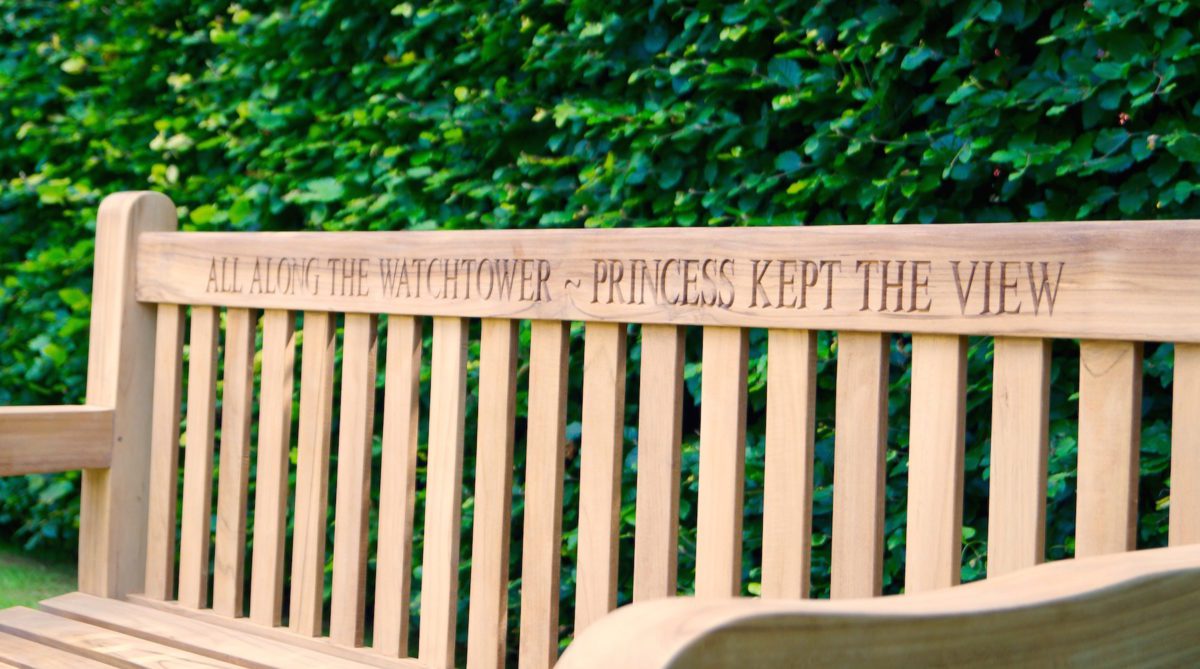 personalised-bench-uk-makemesomethingspecial.co.uk