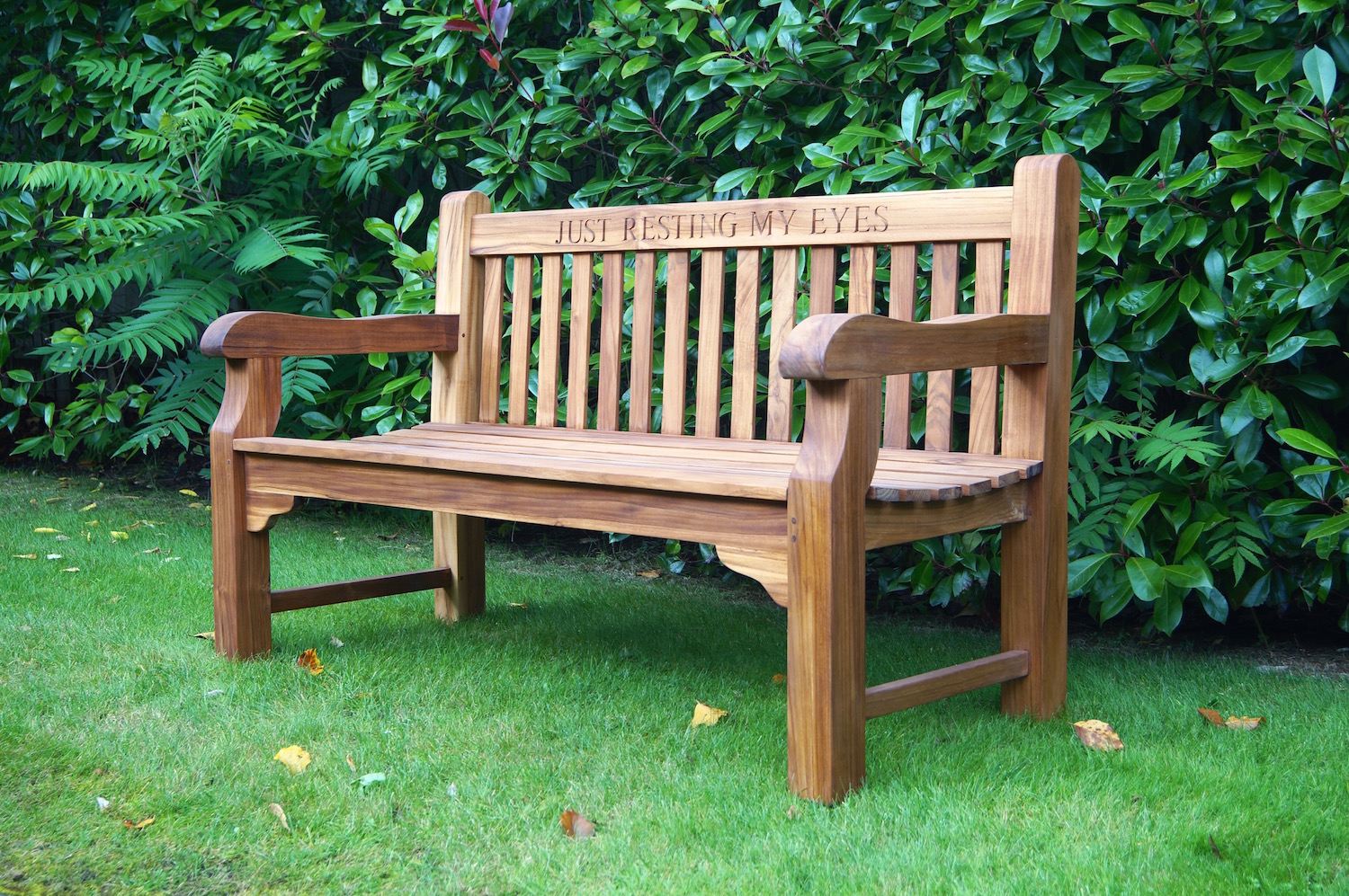 personalised-two-seater-bench-makemesomethingspecial.com