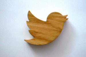 wooden-twitter-logo-makemesomethingspecial.co.uk