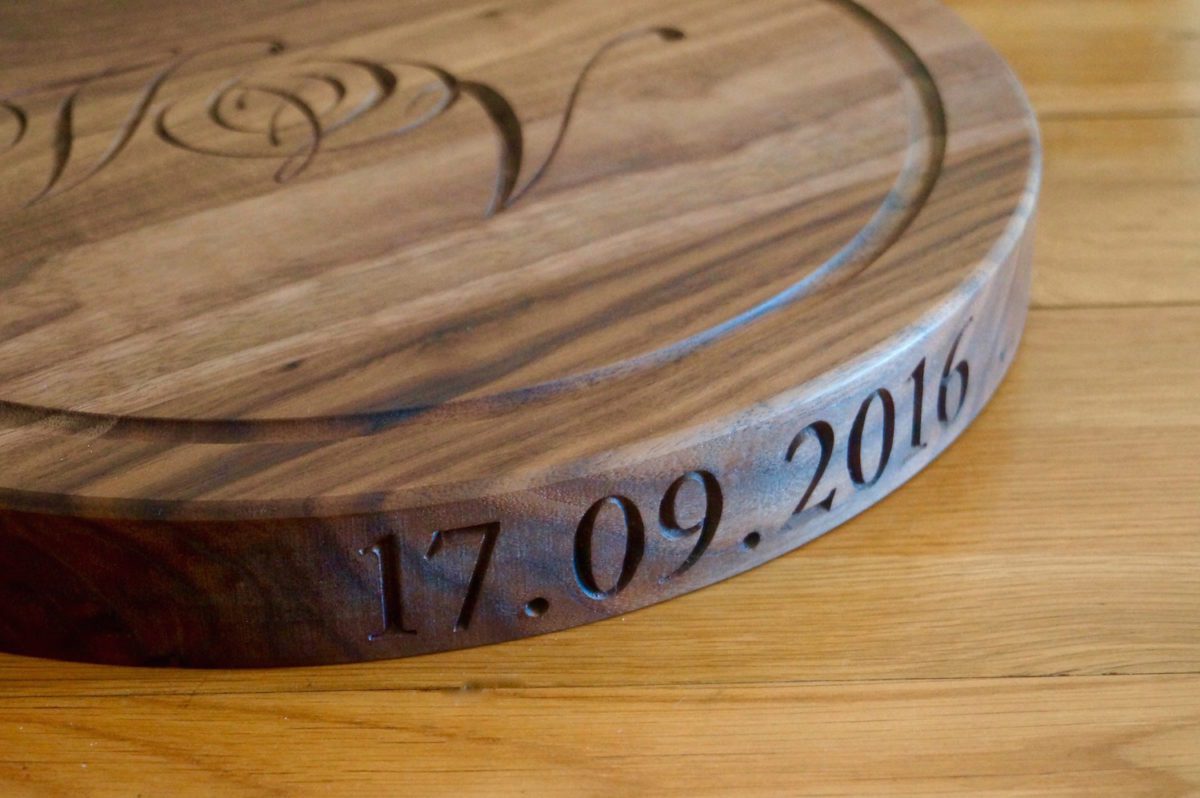 wooden-cheese-boards-uk-makemesomethingspecial.com