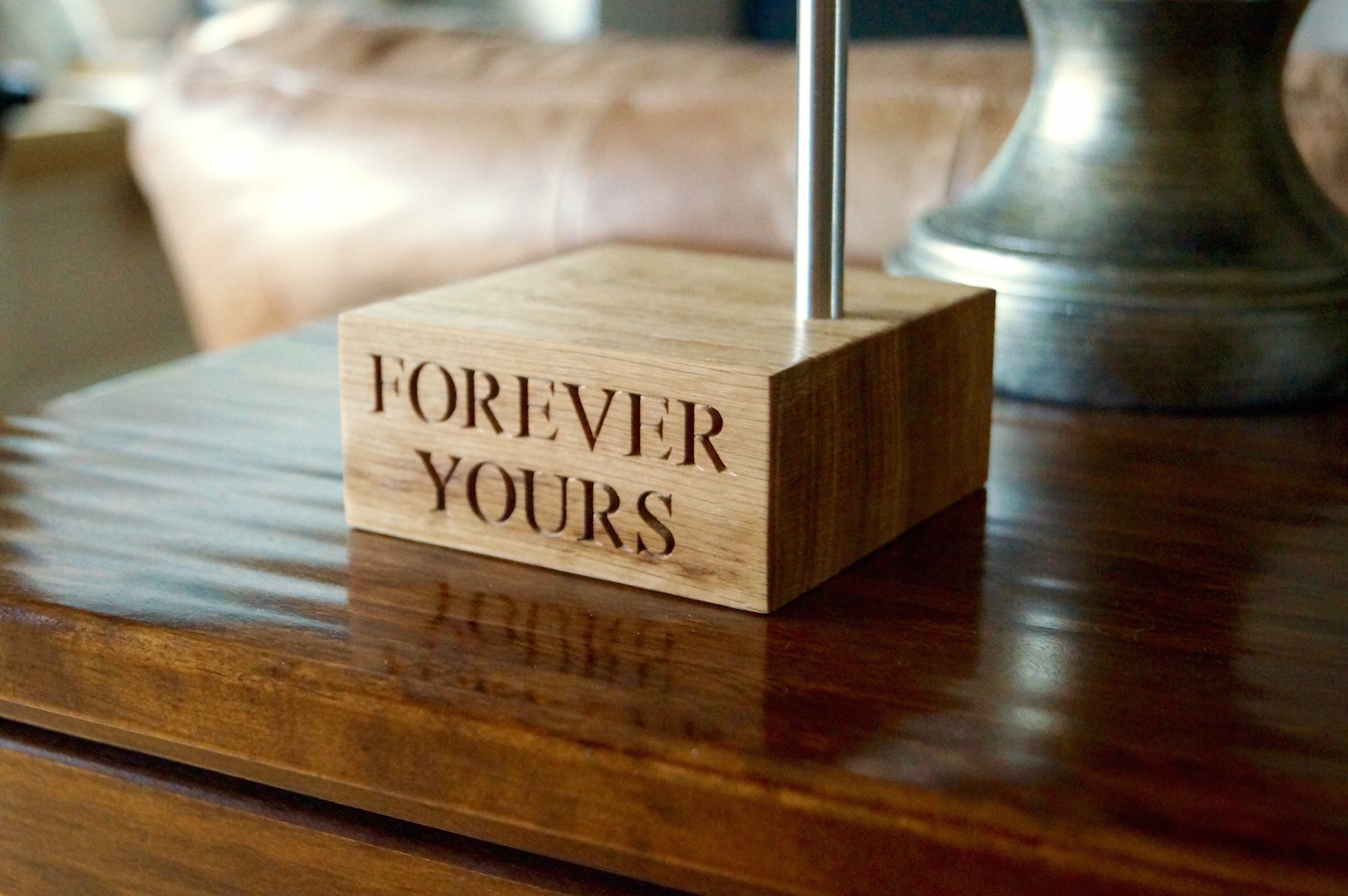 engraved-oak-watch-stand-makemesomethingspecial-com