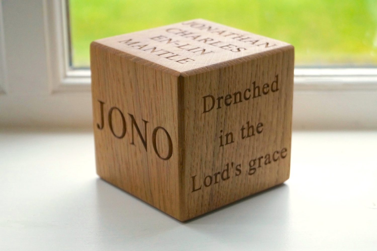 personalised-oak-christening-block-makemesomethingspecial-co-uk