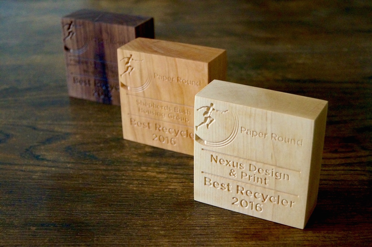 bespoke-wooden-awards-makemesomethingspecial.com