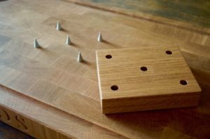 oak-board-with-meat-spikes-makemesomethingspecial.com