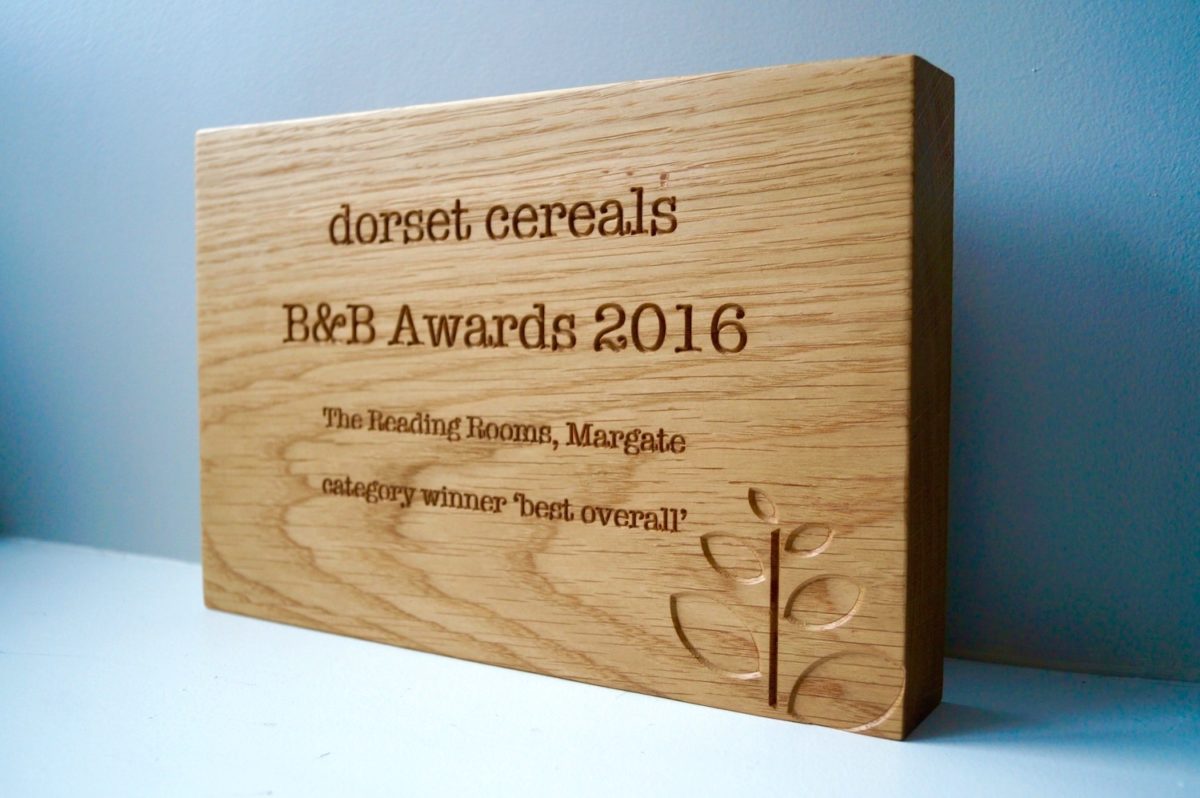 personalised-wooden-award-plaques-dorset-cereals-makemesomethingspecial.com