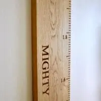 personalised-oak-height-chart-makemesomethingspecial.com_.jpg