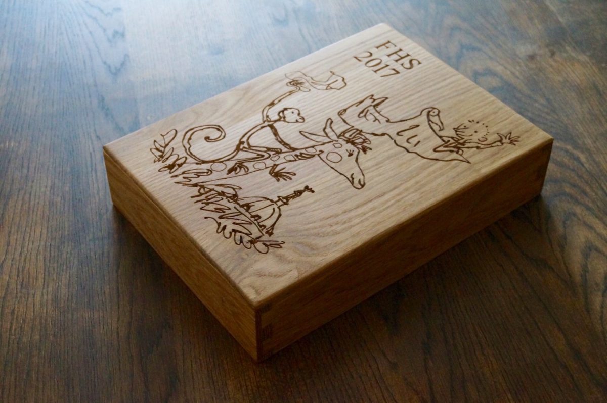 Personalised Oak Keepsake Box by makemesomethingspecial.com