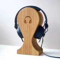 oak-head-phone-holder-makemesomethingspecial.com