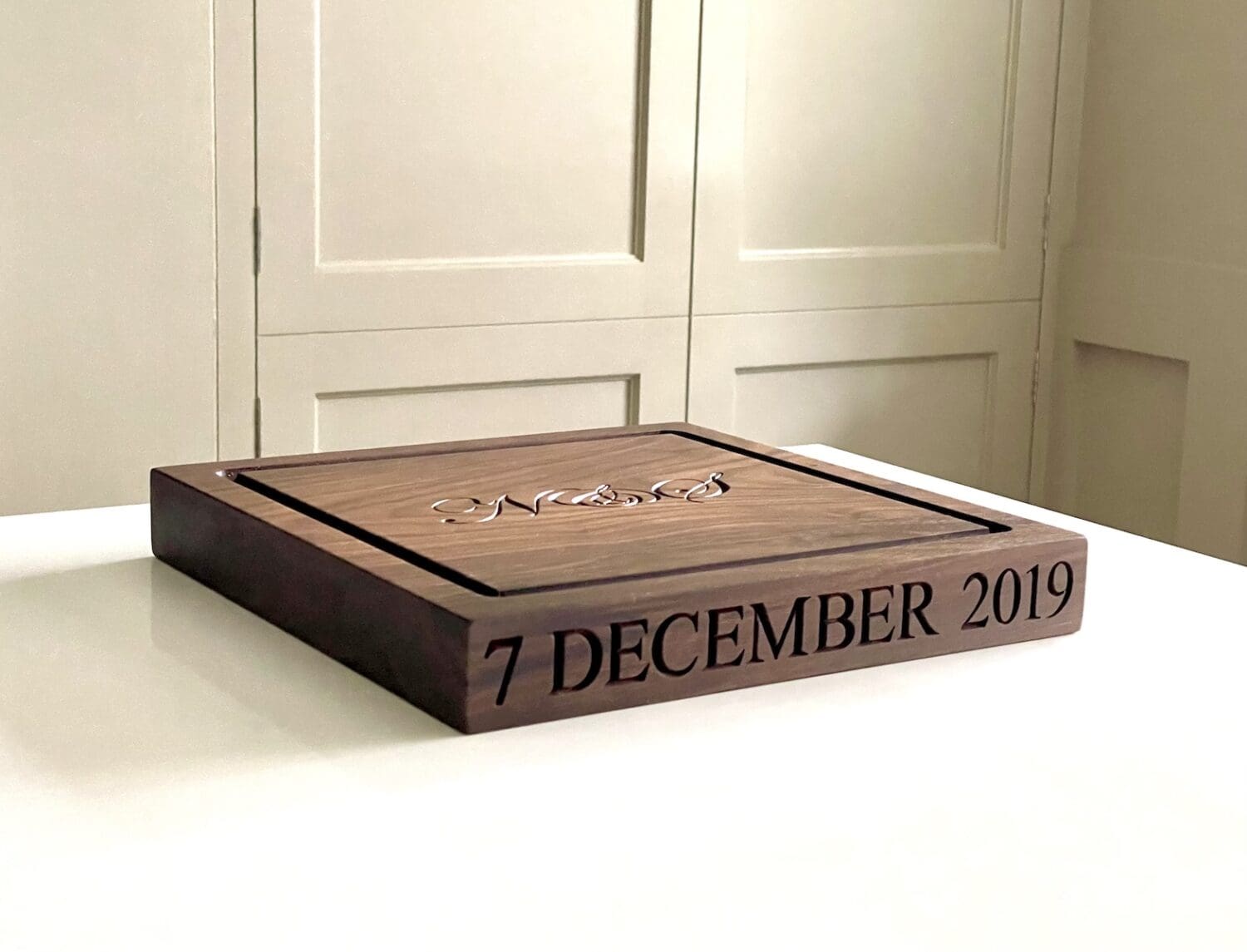 walnut-cheese-board